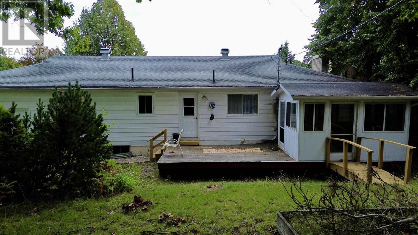 21 Bracken Pl, Elliot Lake, Ontario P5A 1L5 - Photo 9 - SM253221