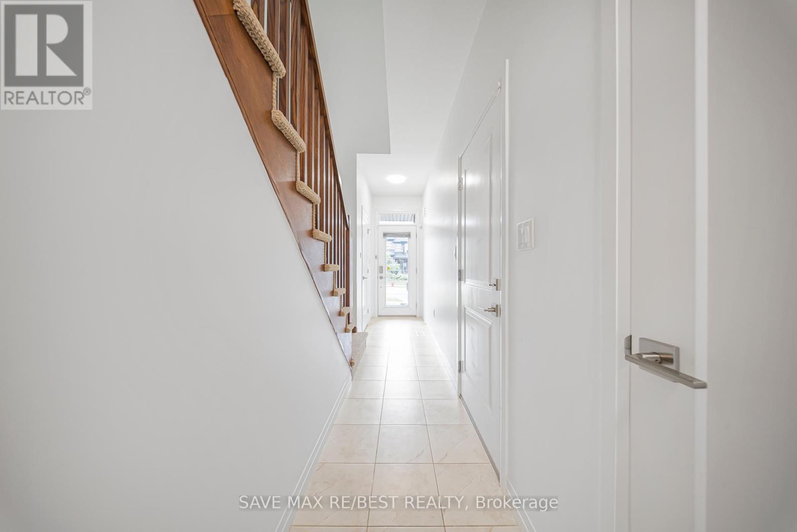 6 Greenwich Avenue, Hamilton, Ontario  L8J 0A5 - Photo 15 - X12579456