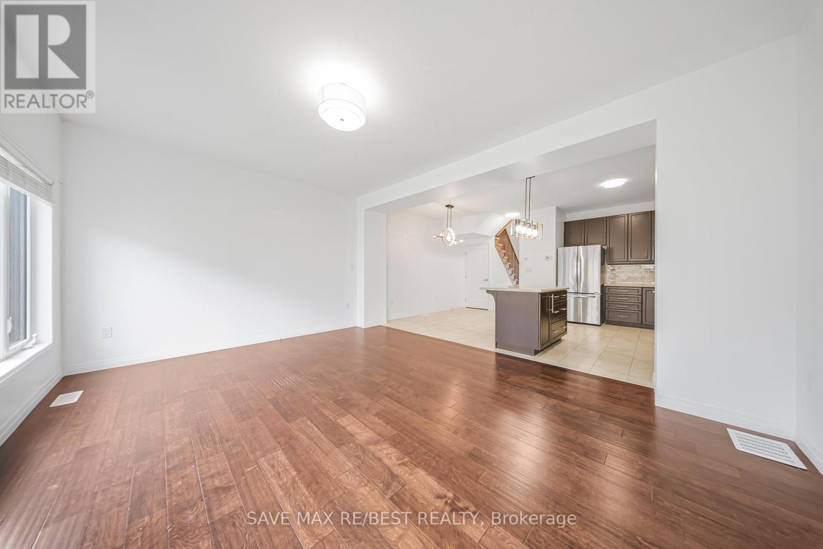 6 Greenwich Avenue, Hamilton, Ontario  L8J 0A5 - Photo 17 - X12579456