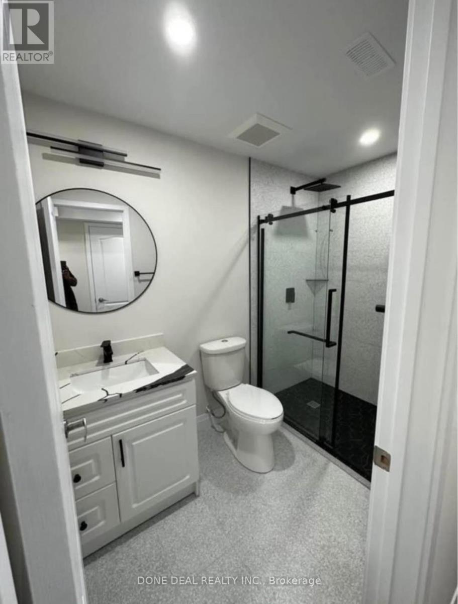 115 Pondcliffe Drive, Kitchener, Ontario  N2R 1M2 - Photo 9 - X12579504