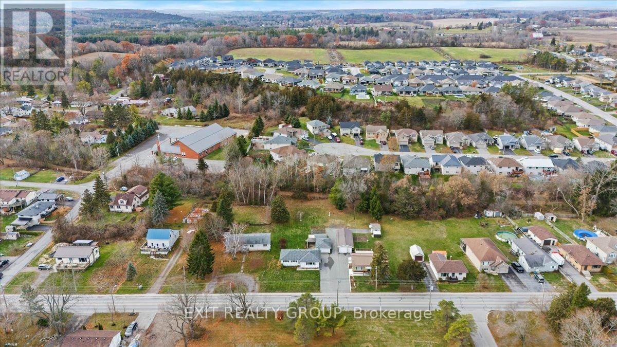 165 North Trent Street, Quinte West, Ontario K0K 2C0 - Photo 2 - X12579550