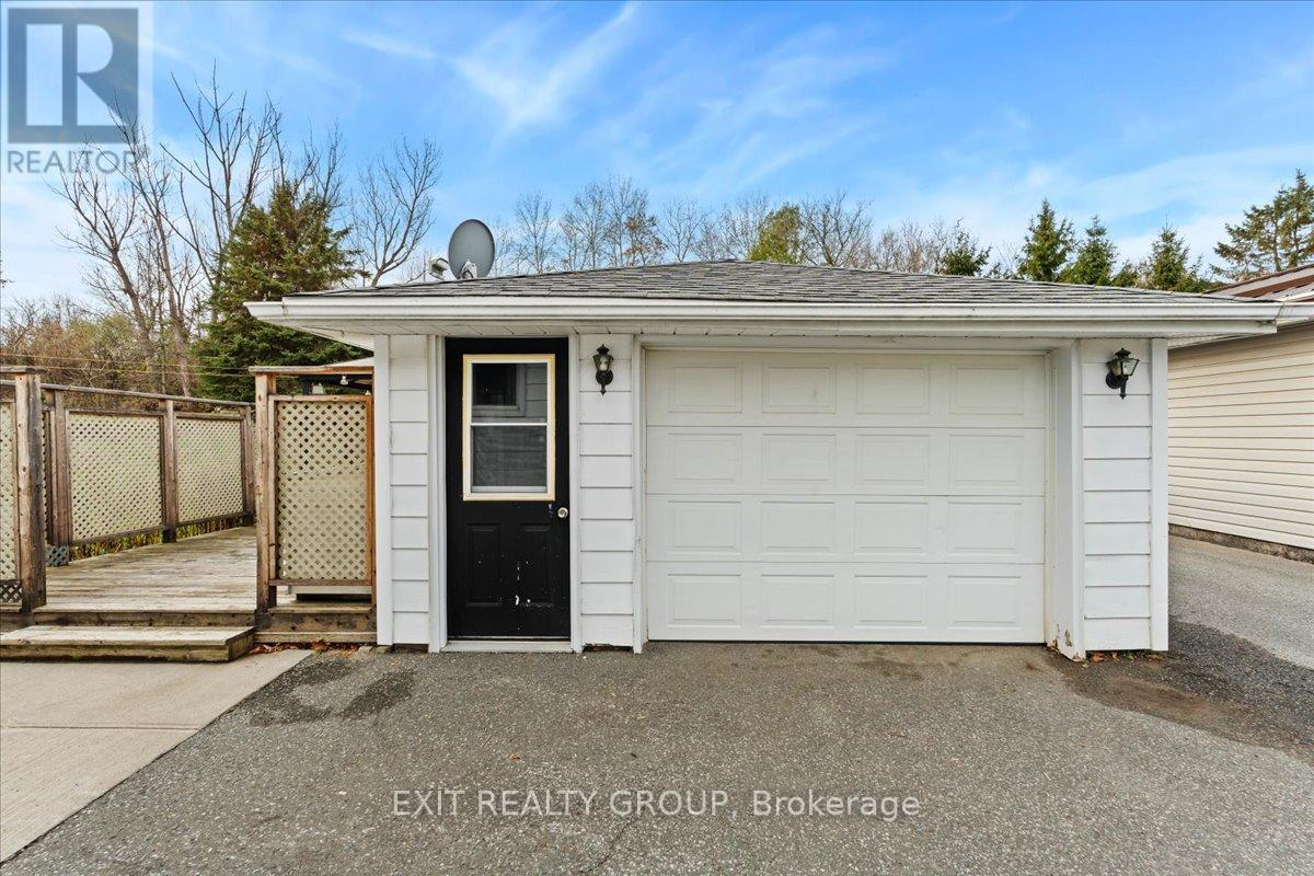 165 North Trent Street, Quinte West, Ontario K0K 2C0 - Photo 31 - X12579550