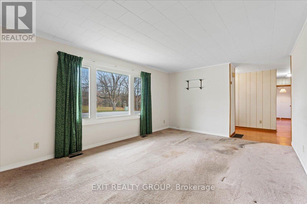 165 North Trent Street, Quinte West, Ontario K0K 2C0 - Photo 7 - X12579550