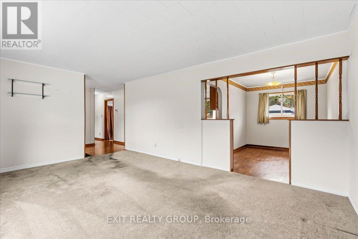 165 North Trent Street, Quinte West, Ontario K0K 2C0 - Photo 8 - X12579550