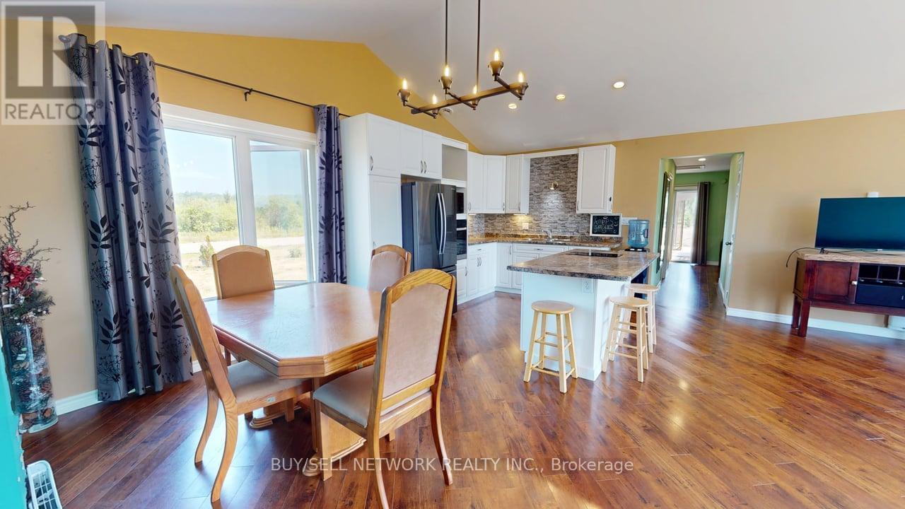 3435 Baseline Road, Otonabee-South Monaghan, Ontario  K0L 2G0 - Photo 4 - X12579592