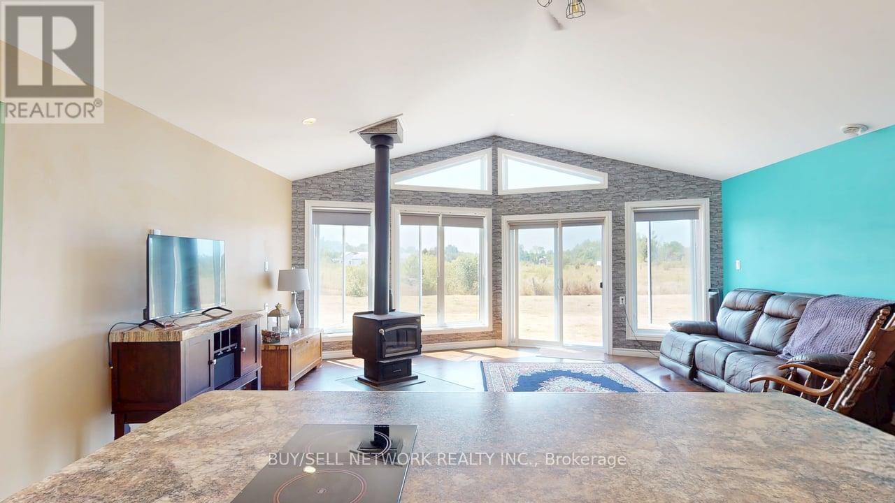 3435 Baseline Road, Otonabee-South Monaghan, Ontario  K0L 2G0 - Photo 9 - X12579592