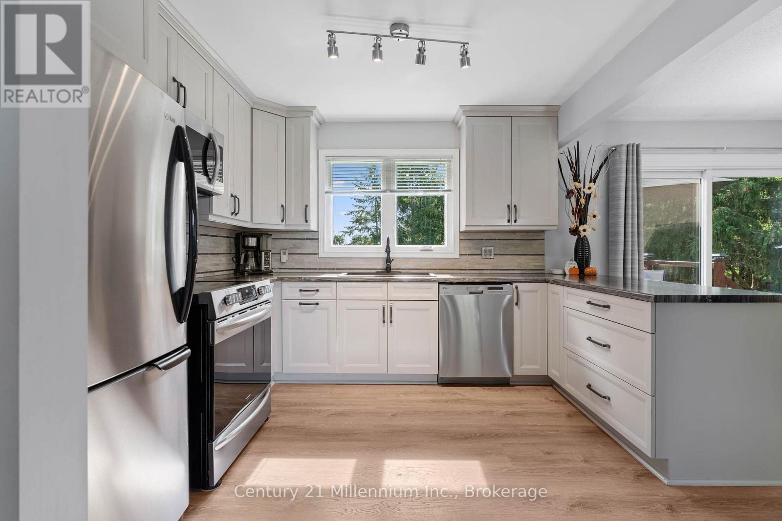 21532 Grey 16 Road, Chatsworth, Ontario  N0H 2N0 - Photo 18 - X12579722