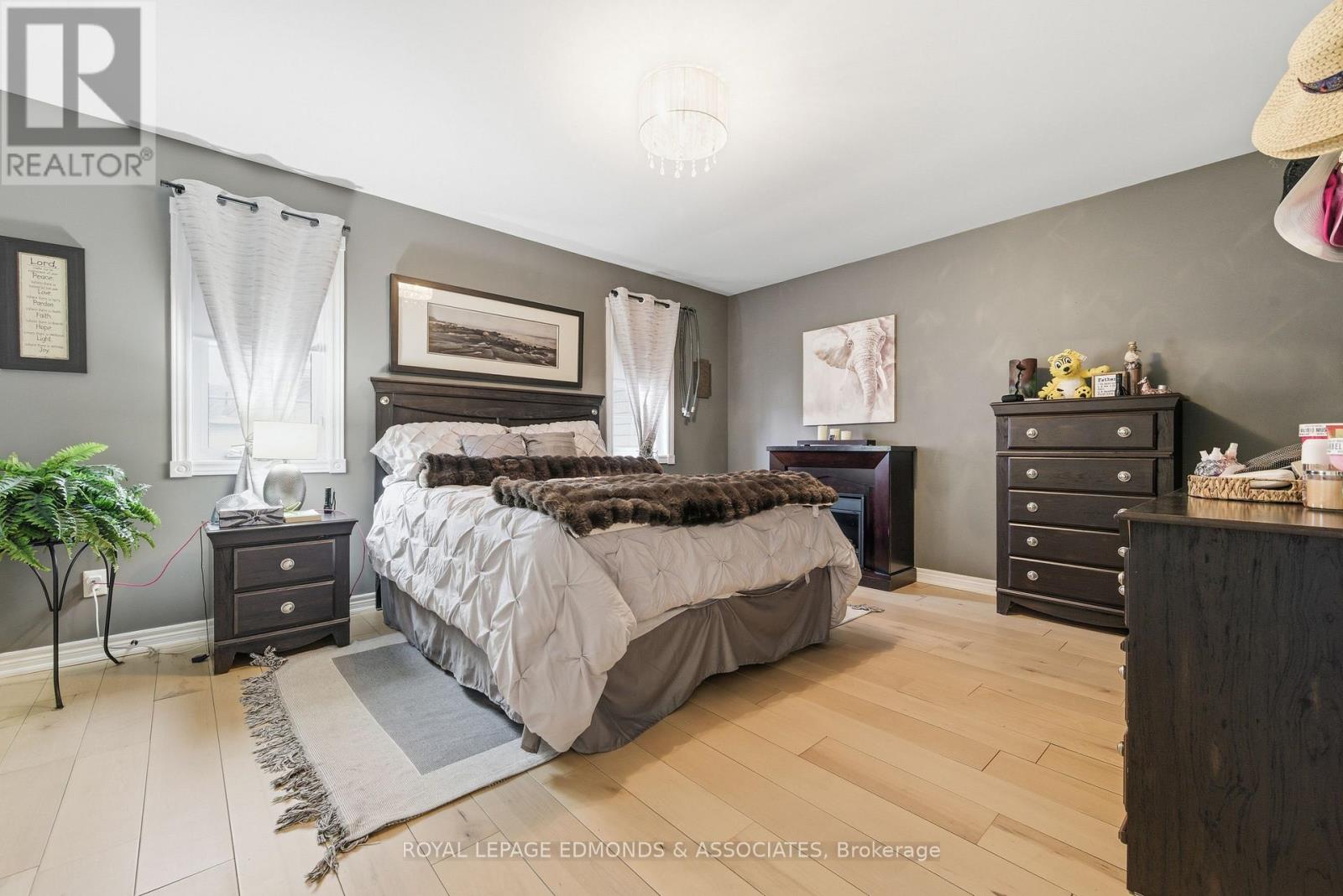 655 Fairview Avenue S, Laurentian Valley, Ontario  K8A 8N4 - Photo 18 - X12579700