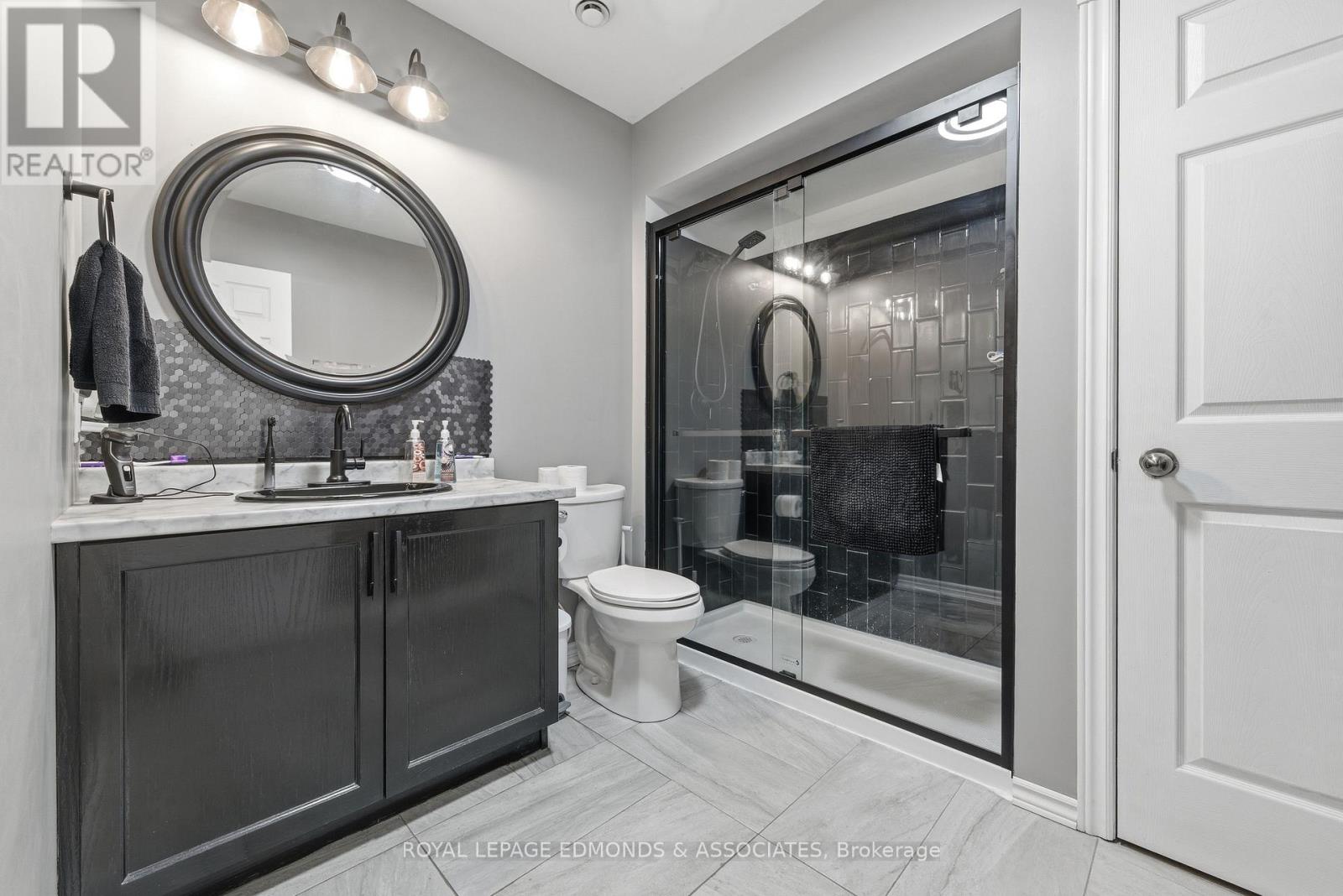 655 Fairview Avenue S, Laurentian Valley, Ontario  K8A 8N4 - Photo 42 - X12579700