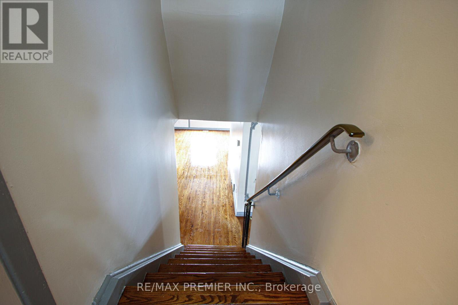 12 Annabelle Drive, Toronto, Ontario  M9V 3B6 - Photo 9 - W12562206