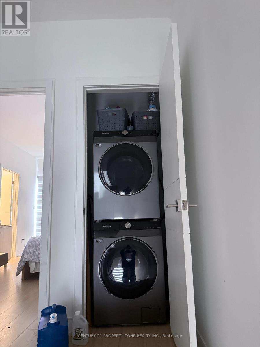 30 Desiree Place, Caledon, Ontario  L7E 2R7 - Photo 14 - W12569756