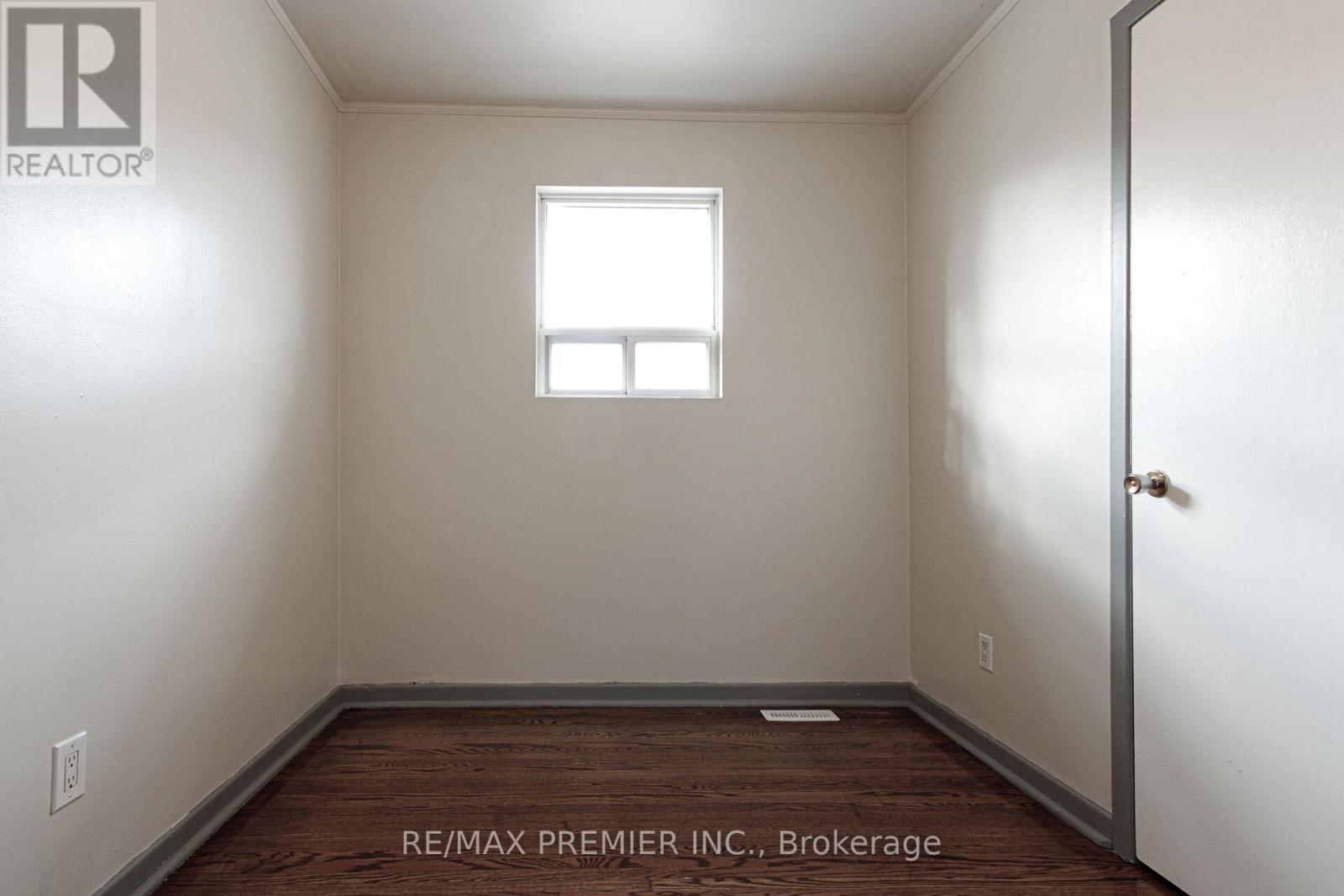 12 Annabelle Drive, Toronto, Ontario  M9V 3B6 - Photo 28 - W12562206