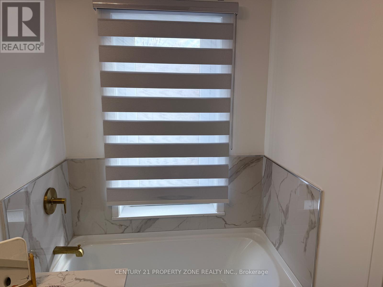 30 Desiree Place, Caledon, Ontario  L7E 2R7 - Photo 11 - W12569756