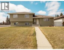 495 6 Street W, Cardston, Alberta