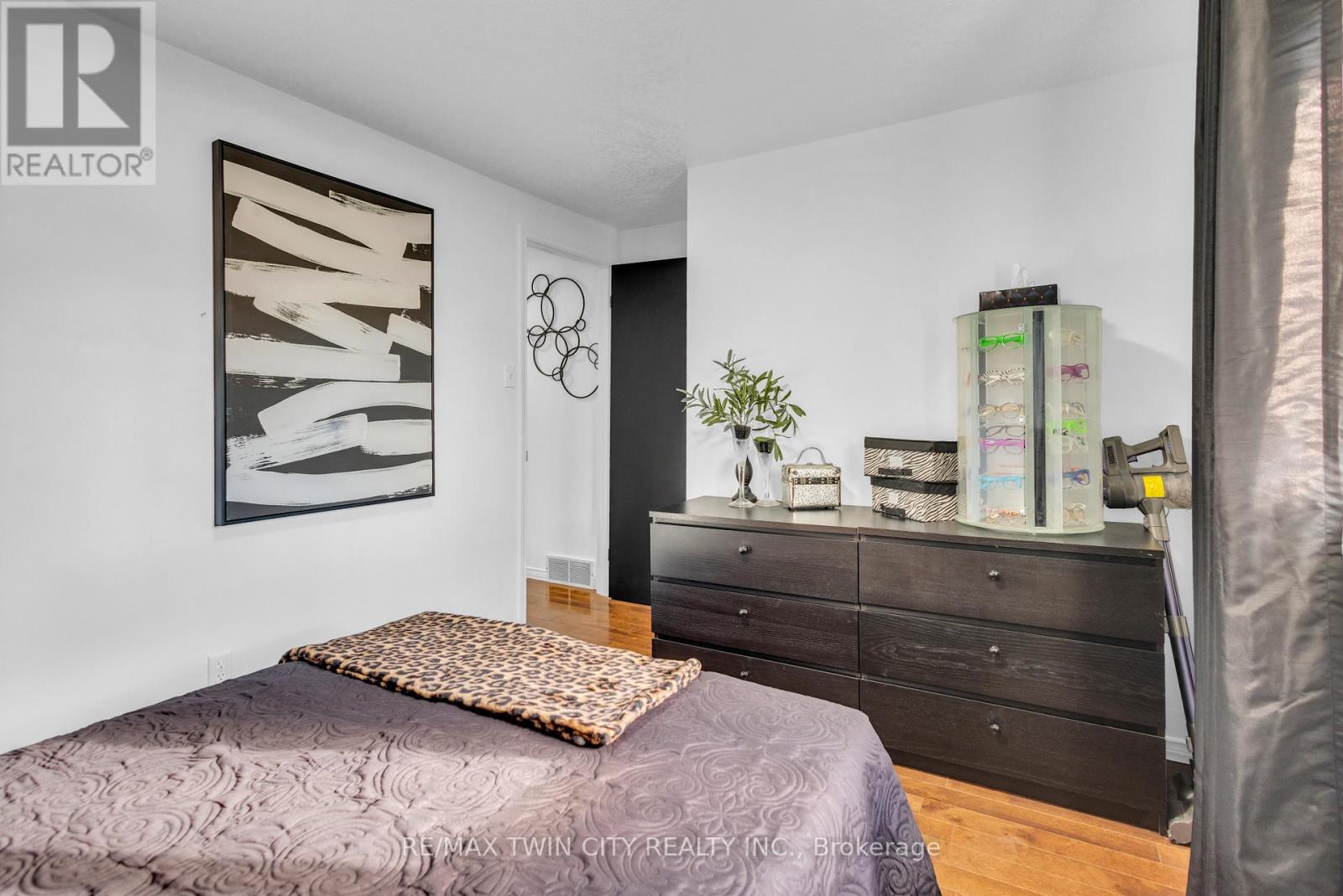 67 West Acres Crescent, Kitchener, Ontario  N2N 3G8 - Photo 30 - X12578038