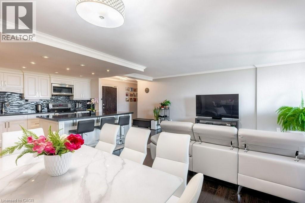 716 The West Mall Drive Unit# 1612, Etobicoke, Ontario  M9C 4X6 - Photo 14 - 40786868