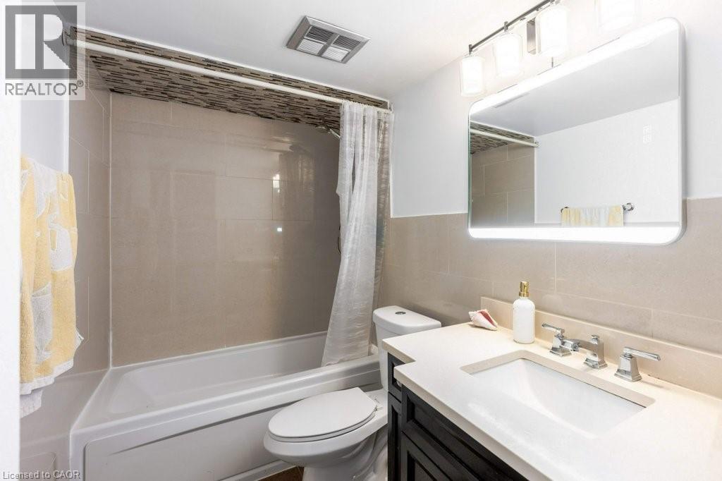 716 The West Mall Drive Unit# 1612, Etobicoke, Ontario  M9C 4X6 - Photo 24 - 40786868