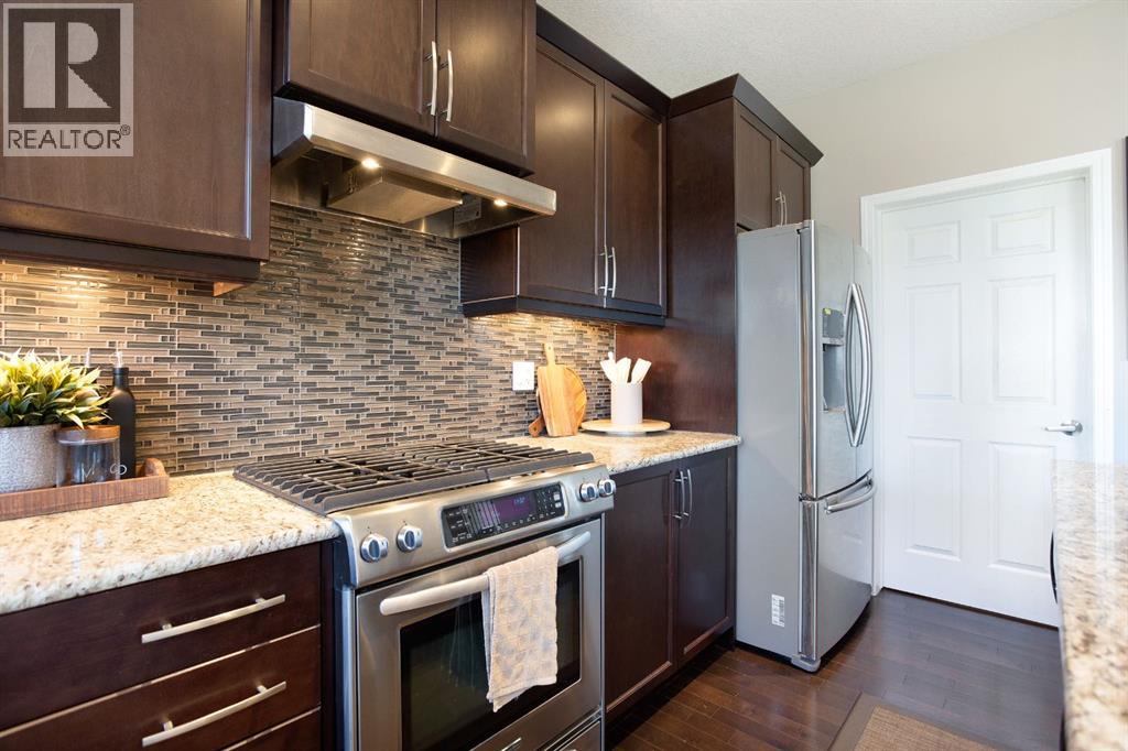 139 Windwood Grove Sw, Airdrie, Alberta  T4B 3S8 - Photo 2 - A2248292