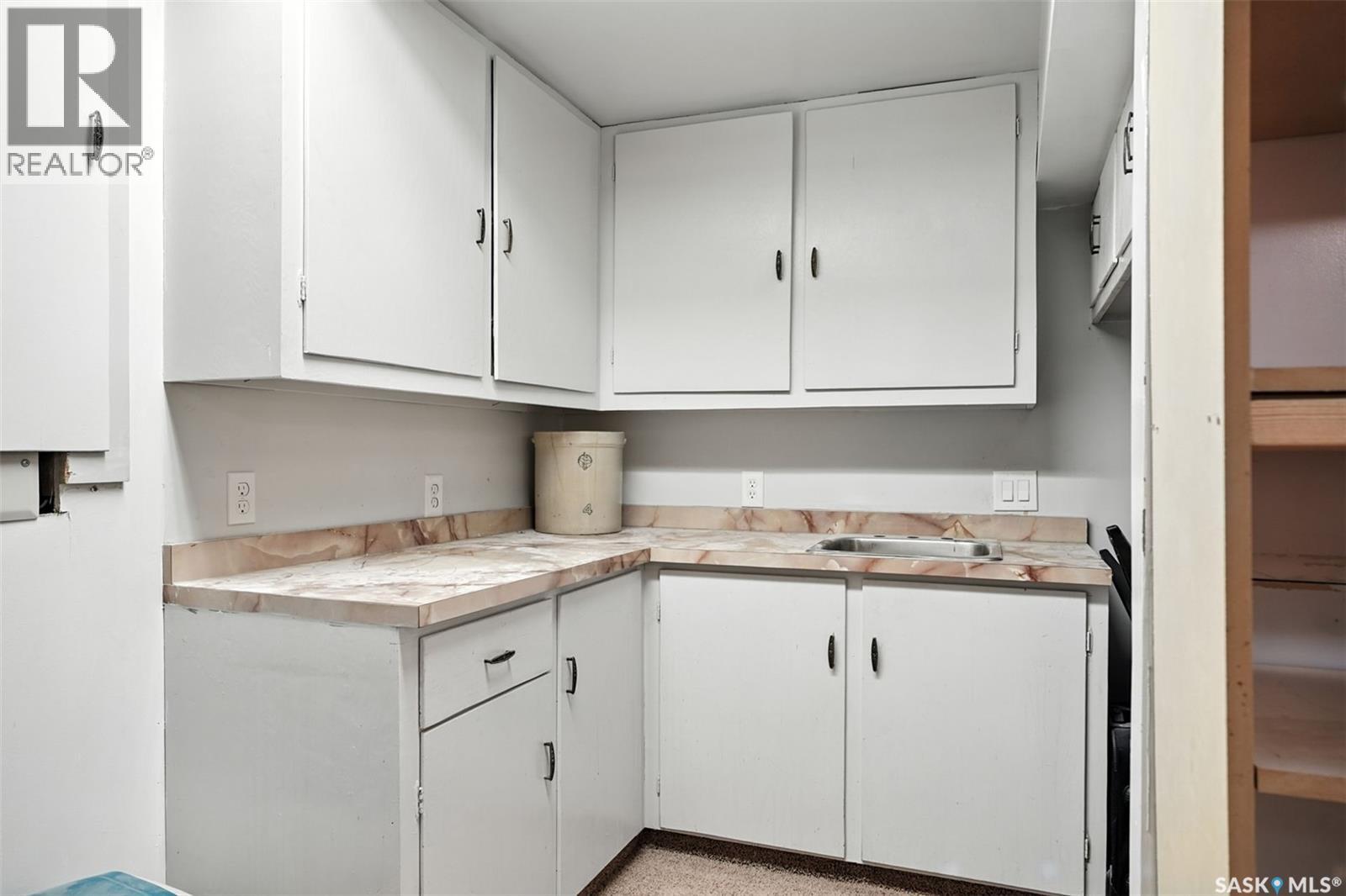 6 Capilano Drive, Saskatoon, Saskatchewan  S7K 4A5 - Photo 38 - SK024768