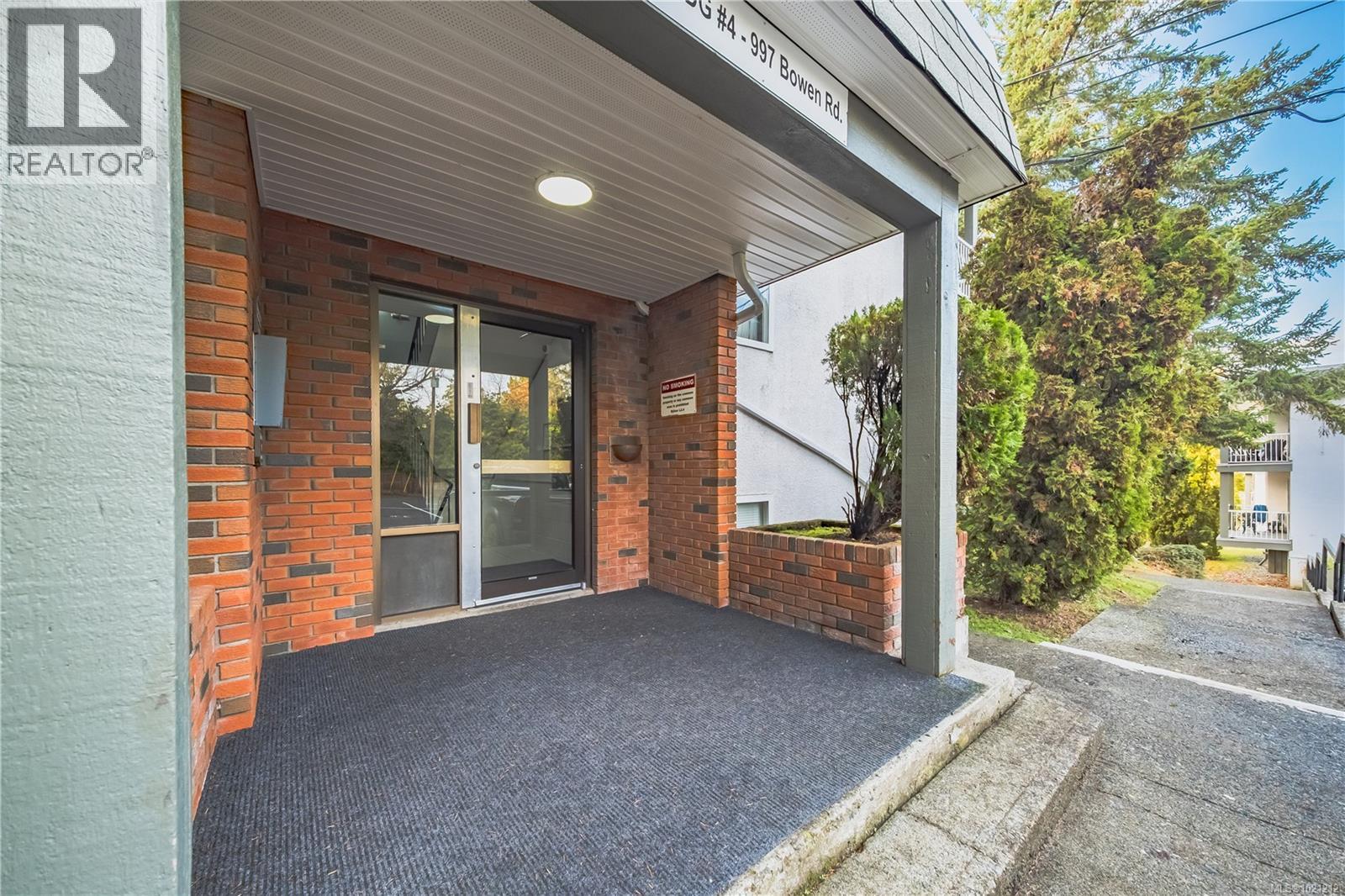 4306 997 Bowen Rd, Nanaimo, British Columbia V9R 2A4 - Photo 2 - 1021212