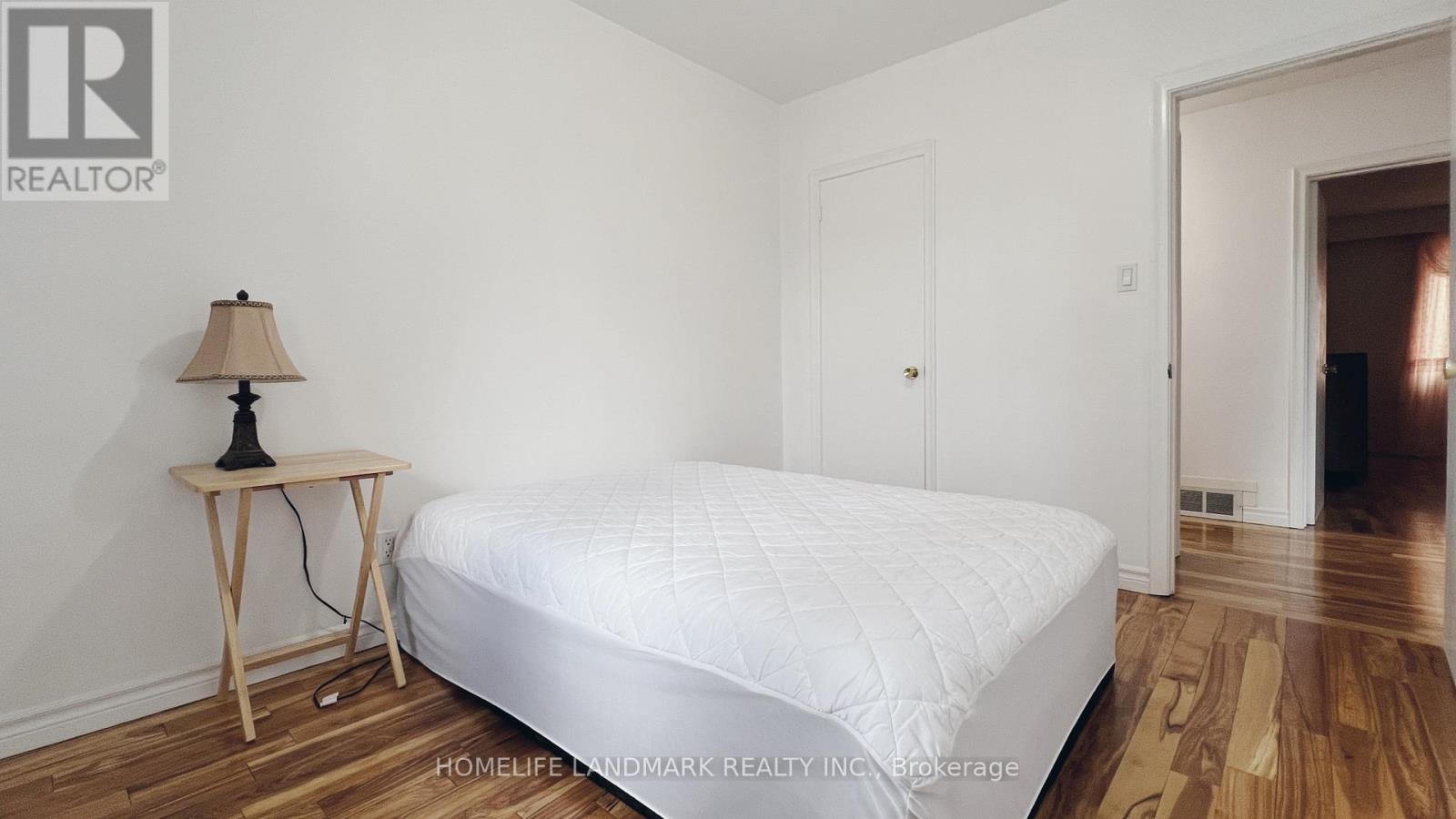 10 Silverview Drive, Toronto, Ontario  M2M 2B3 - Photo 10 - C12531052