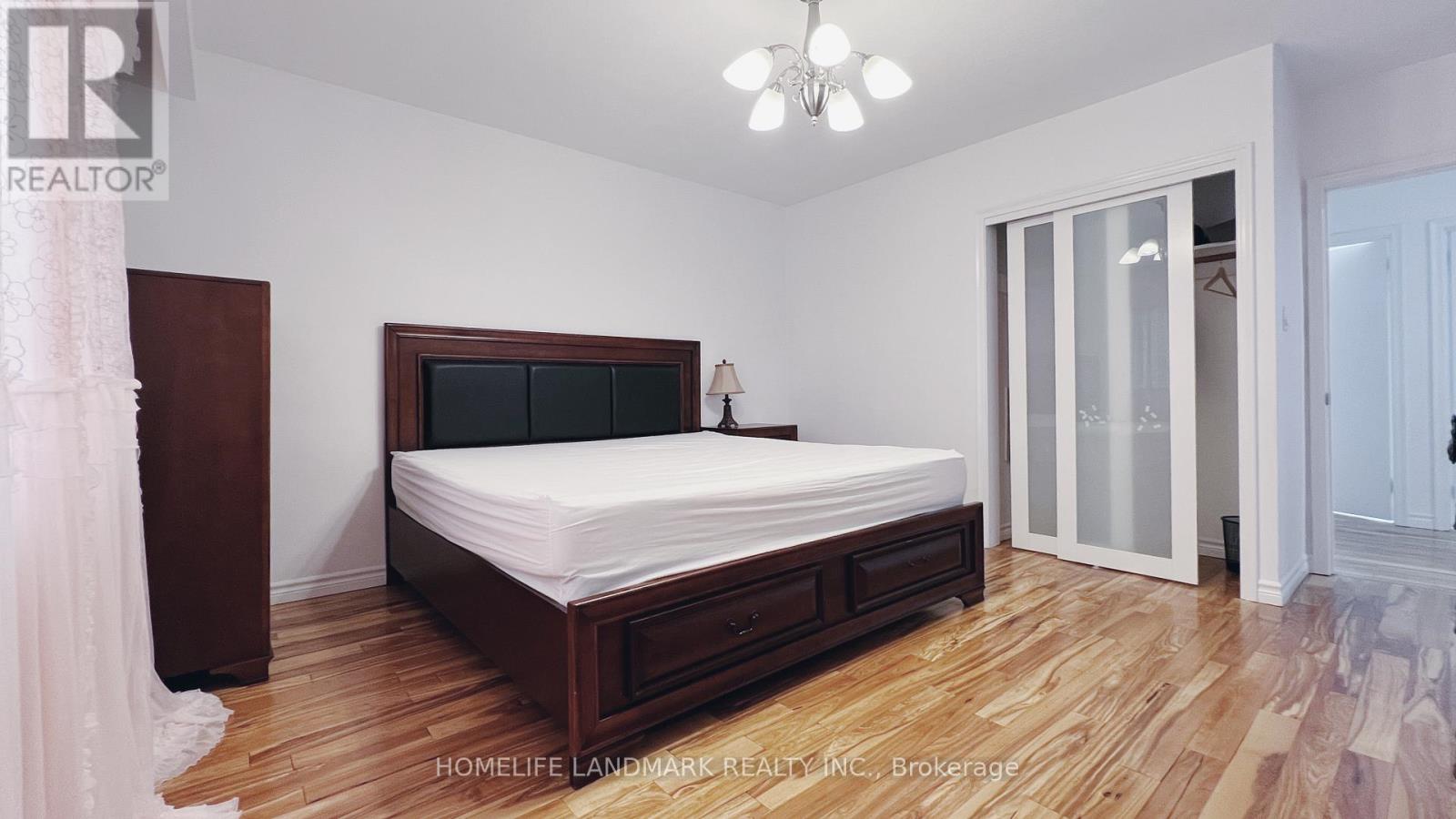 10 Silverview Drive, Toronto, Ontario  M2M 2B3 - Photo 12 - C12531052