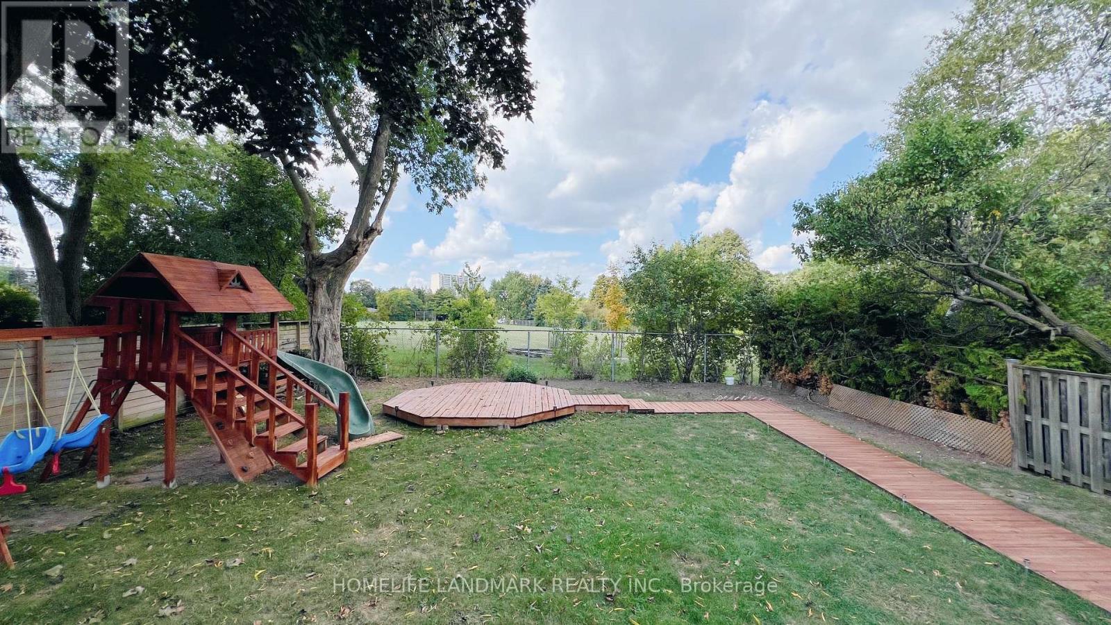 10 Silverview Drive, Toronto, Ontario  M2M 2B3 - Photo 38 - C12531052