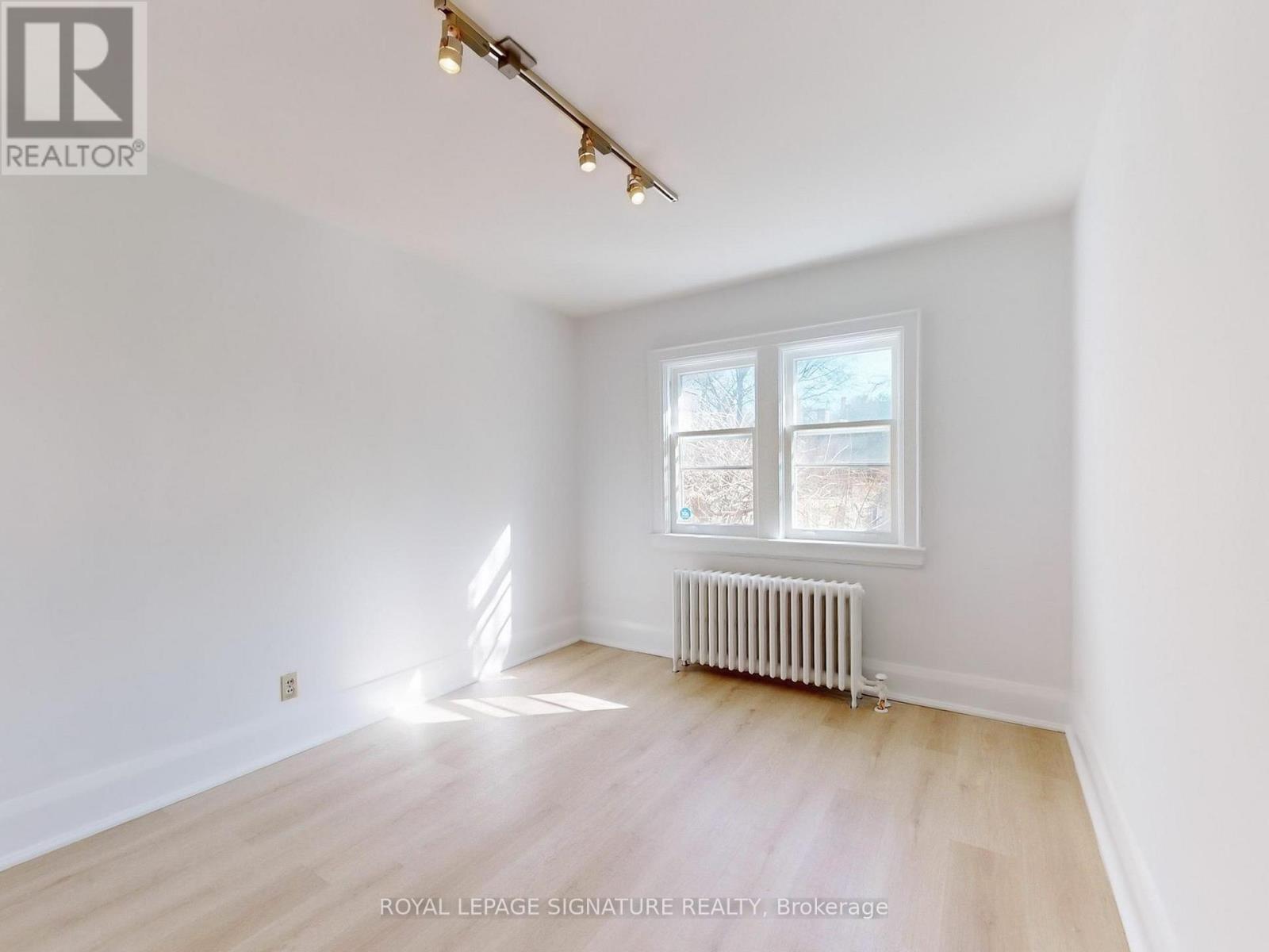 55 Banff Road, Toronto, Ontario  M4S 2V6 - Photo 15 - C12579674