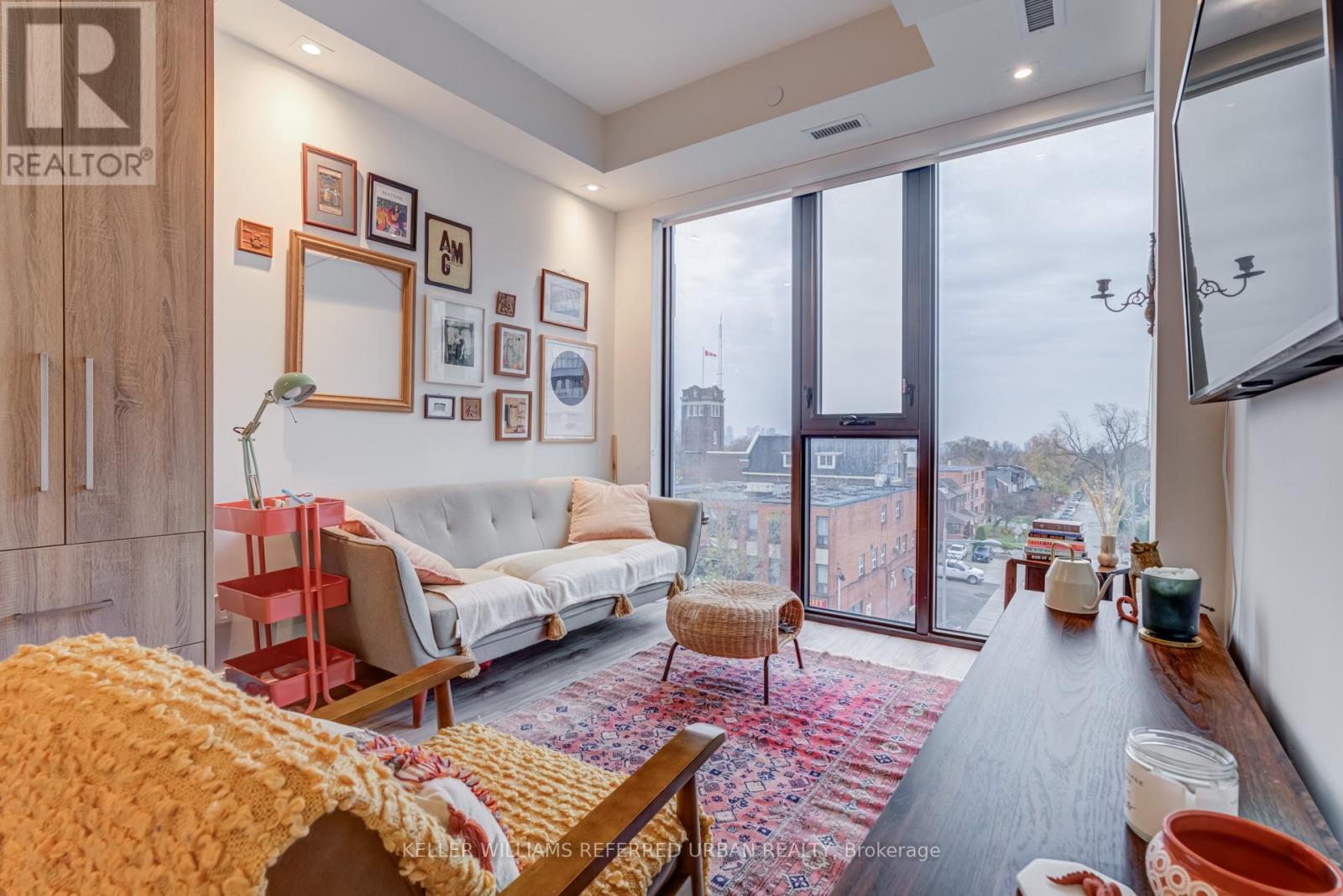 609 - 840 ST CLAIR AVENUE W, Toronto, Ontario