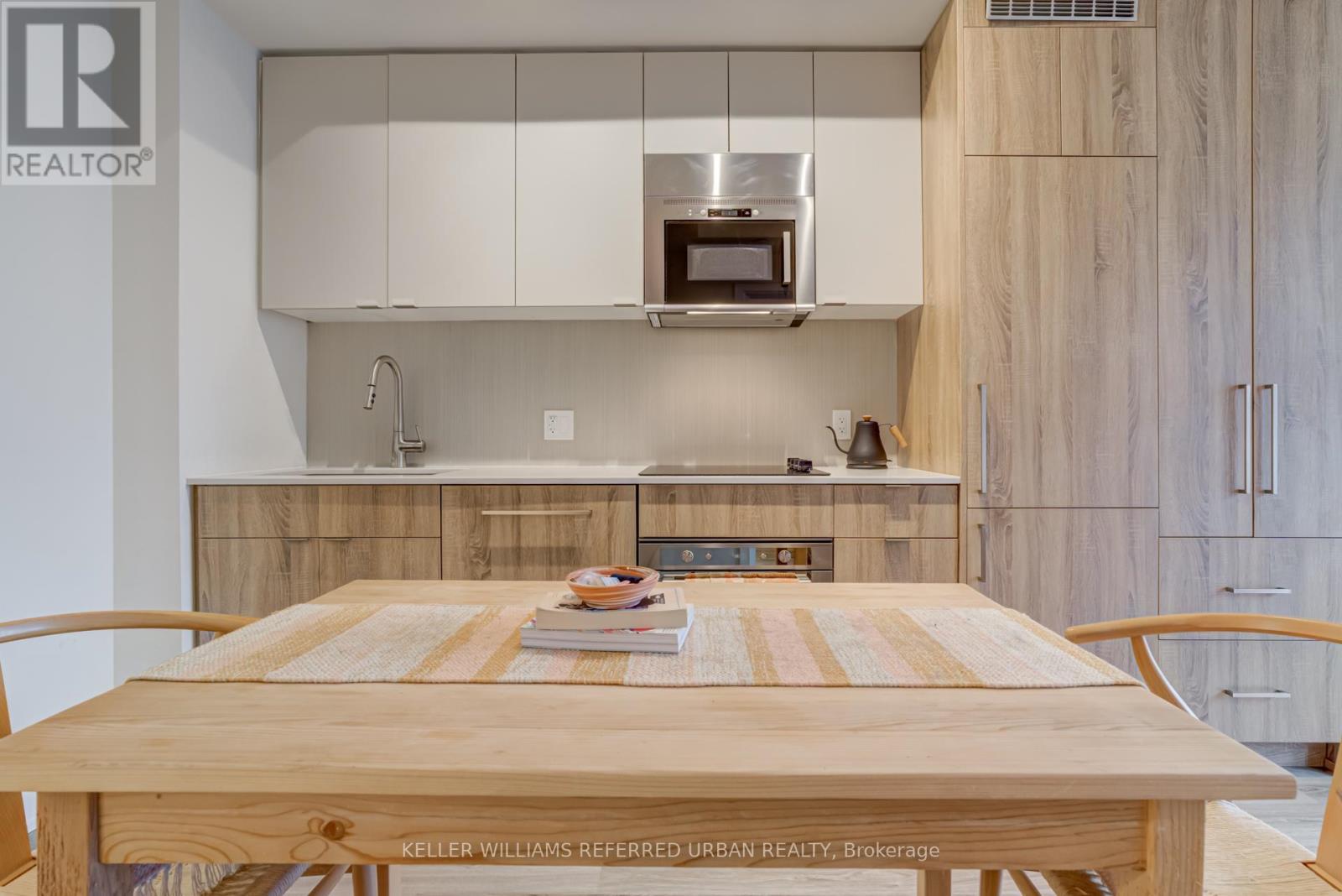 609 - 840 St Clair Avenue W, Toronto, Ontario  M6C 0A4 - Photo 10 - C12579688