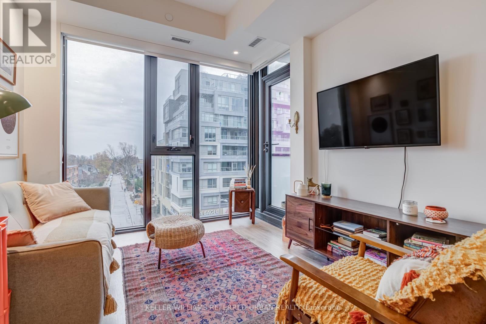 609 - 840 St Clair Avenue W, Toronto, Ontario  M6C 0A4 - Photo 12 - C12579688