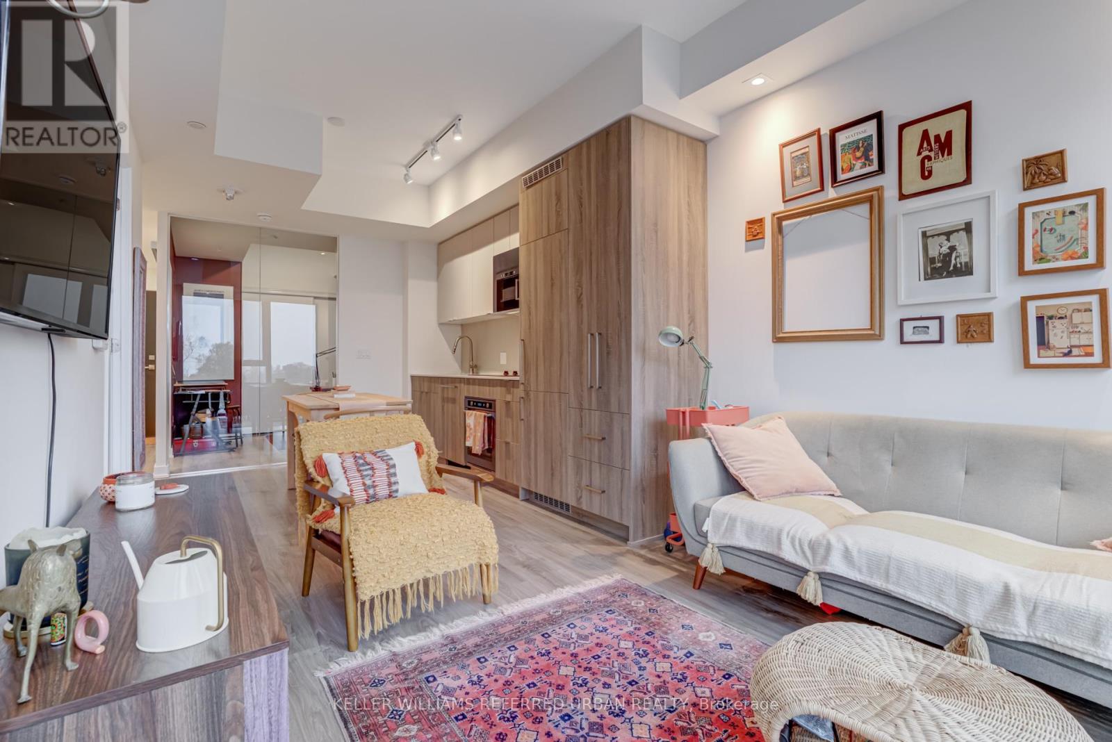 609 - 840 St Clair Avenue W, Toronto, Ontario  M6C 0A4 - Photo 13 - C12579688