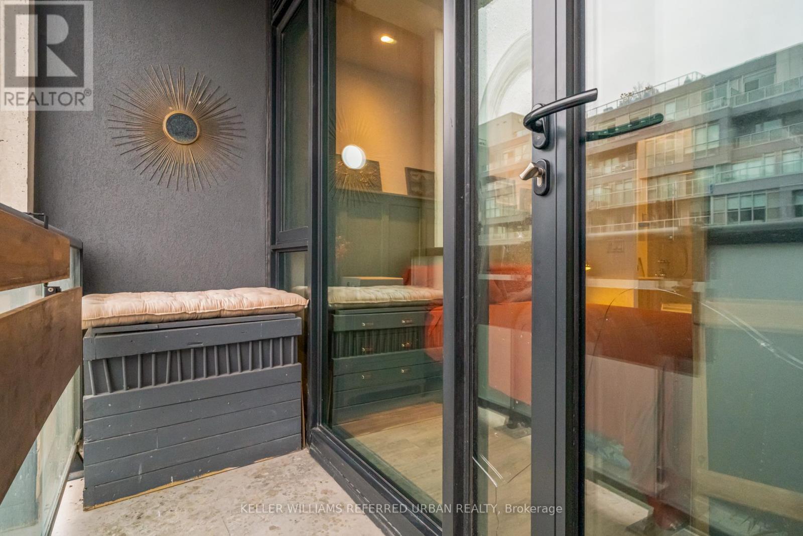 609 - 840 St Clair Avenue W, Toronto, Ontario  M6C 0A4 - Photo 22 - C12579688