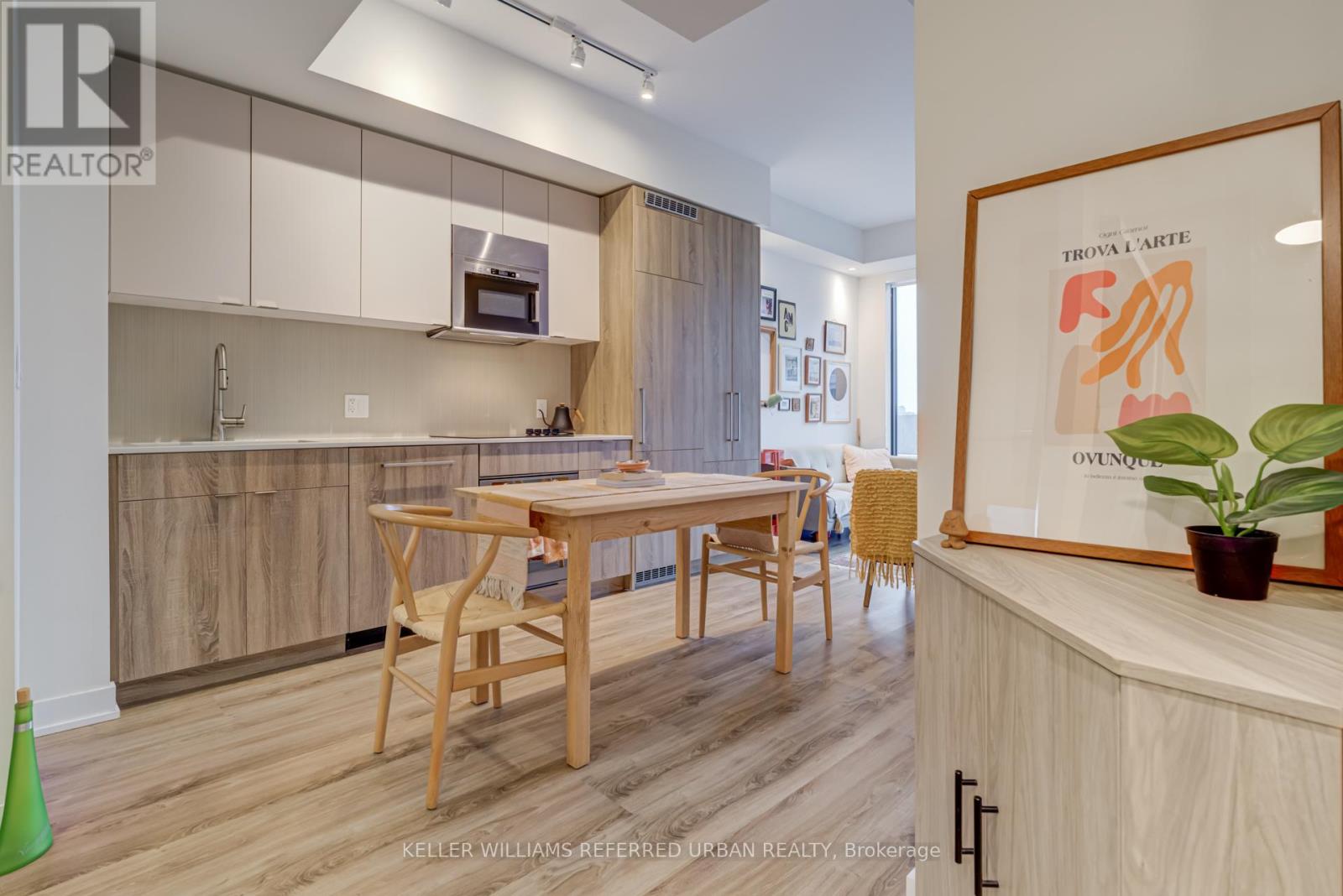 609 - 840 St Clair Avenue W, Toronto, Ontario  M6C 0A4 - Photo 7 - C12579688