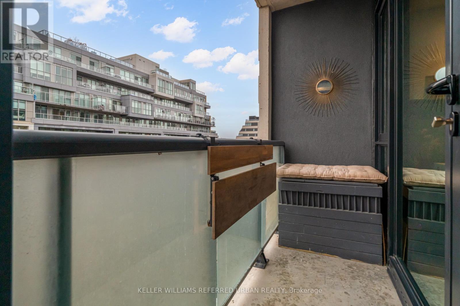 609 - 840 St Clair Avenue W, Toronto, Ontario  M6C 0A4 - Photo 21 - C12579698