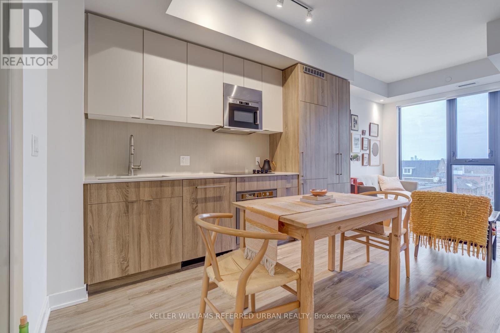 609 - 840 St Clair Avenue W, Toronto, Ontario  M6C 0A4 - Photo 9 - C12579698