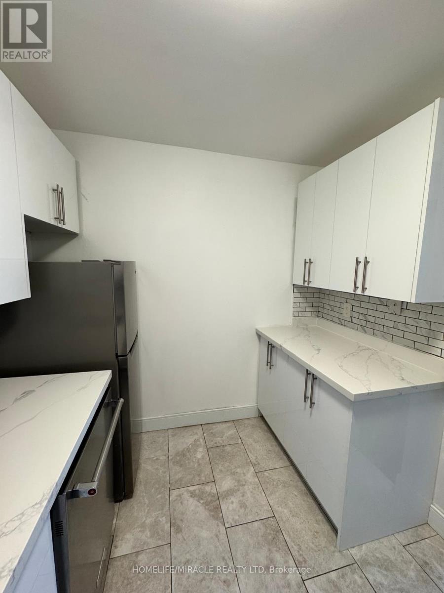 712 - 66 Falby Court, Ajax, Ontario  L1S 3L2 - Photo 8 - E12579560