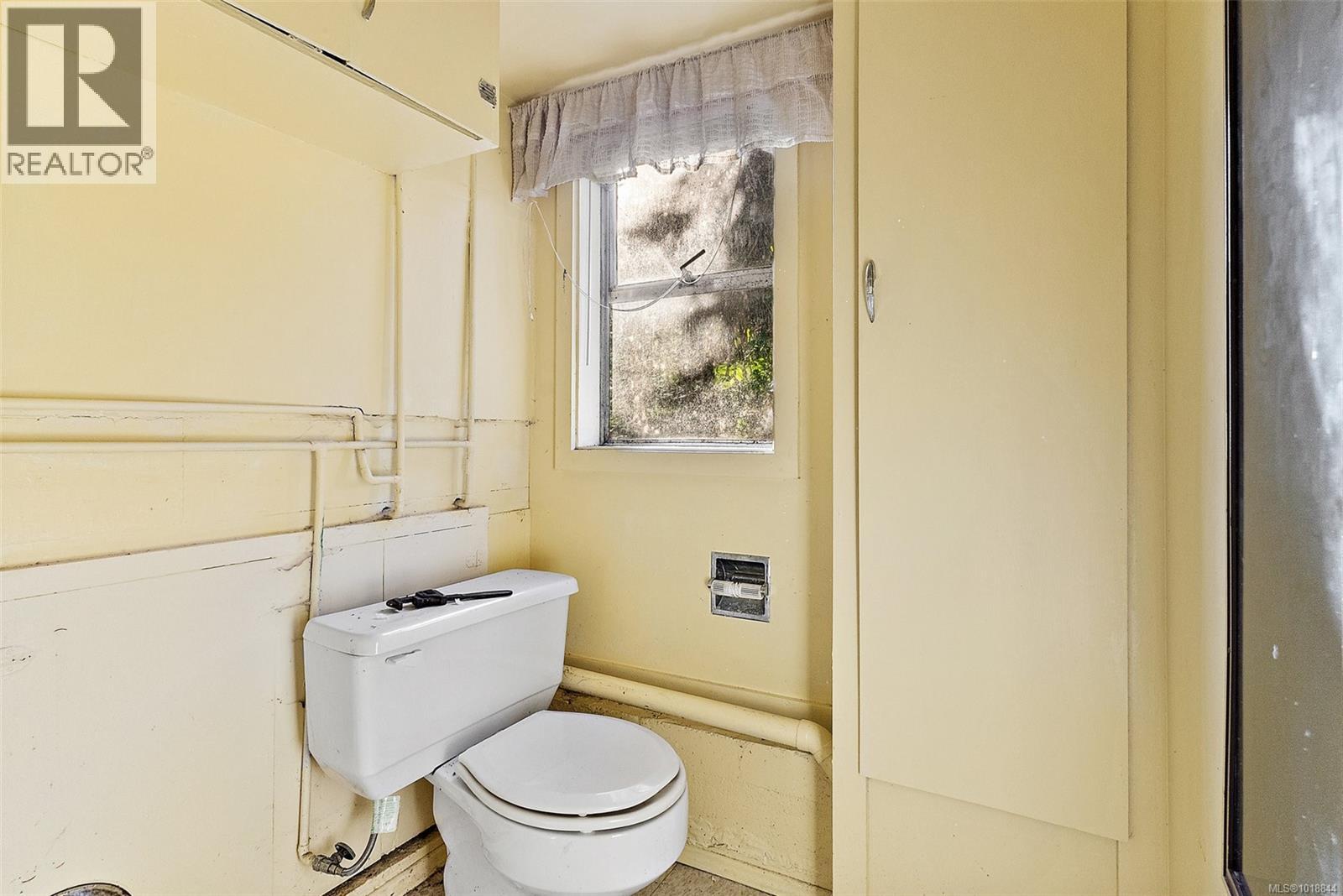 4088 Cedar Hill Cross Rd, Saanich, British Columbia  V8X 2J3 - Photo 21 - 1018844