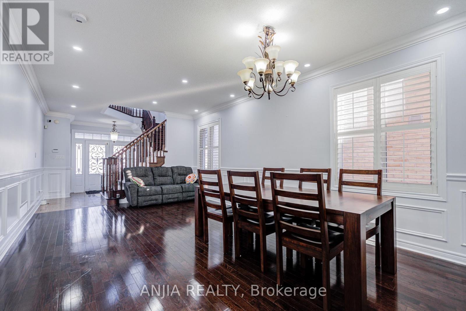 15 Ross Shiner Lane, Whitchurch-Stouffville, Ontario  L4A 0V5 - Photo 11 - N12579600