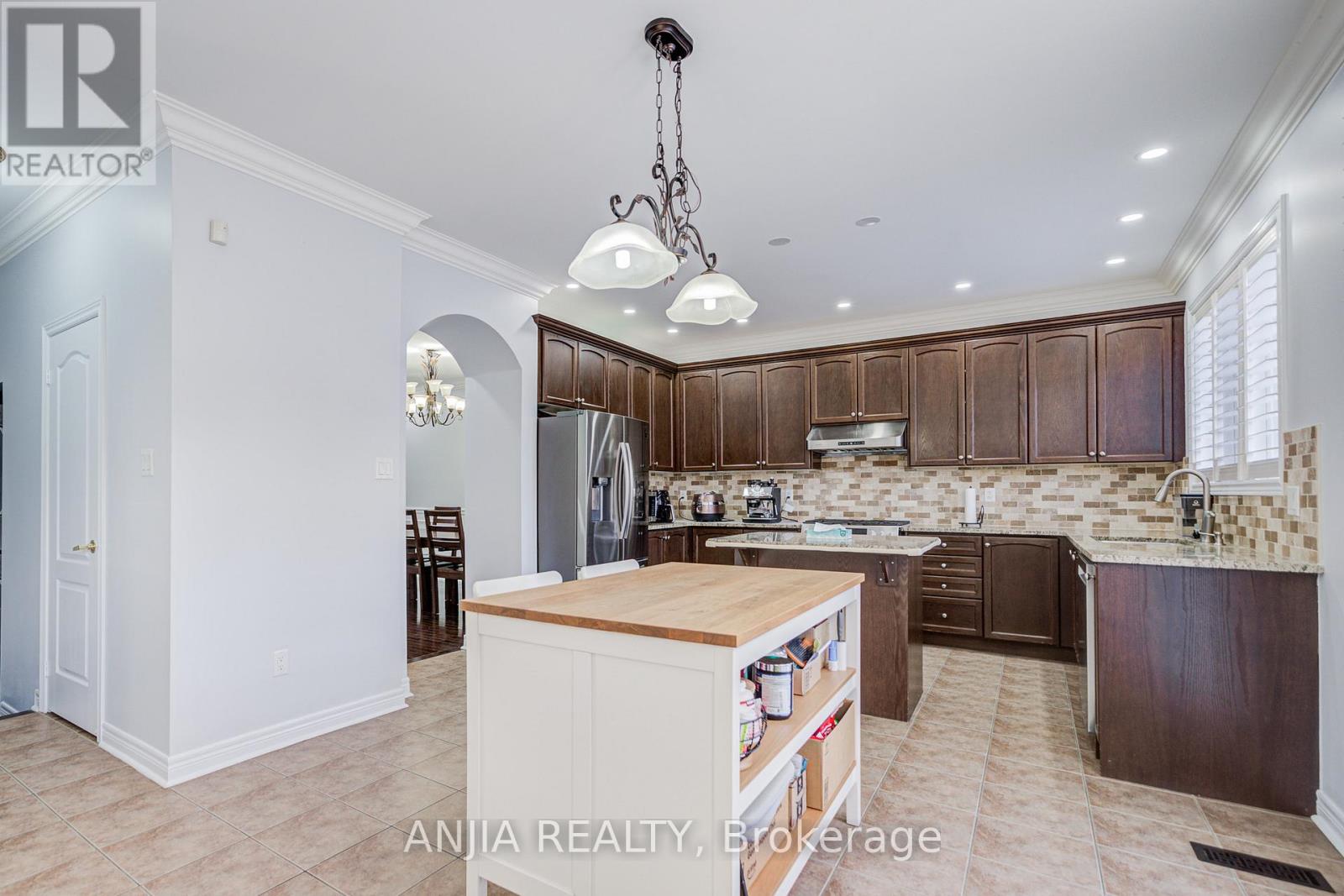 15 Ross Shiner Lane, Whitchurch-Stouffville, Ontario  L4A 0V5 - Photo 19 - N12579600