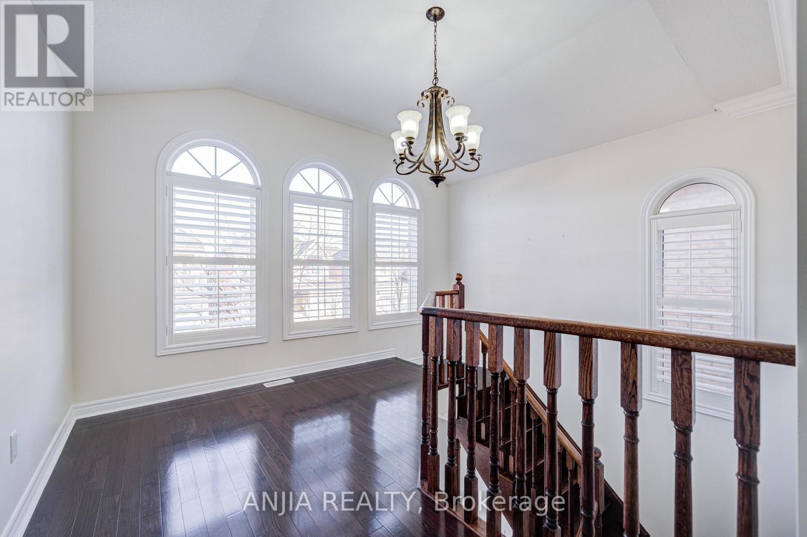 15 Ross Shiner Lane, Whitchurch-Stouffville, Ontario  L4A 0V5 - Photo 25 - N12579600