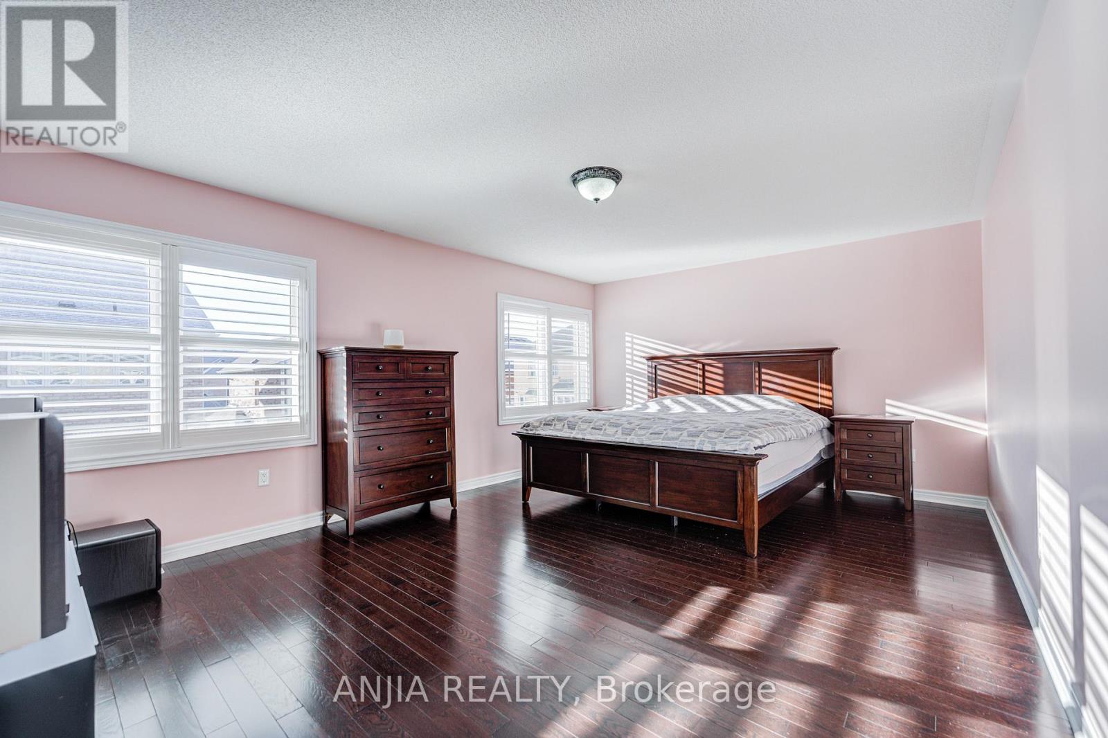 15 Ross Shiner Lane, Whitchurch-Stouffville, Ontario  L4A 0V5 - Photo 33 - N12579600