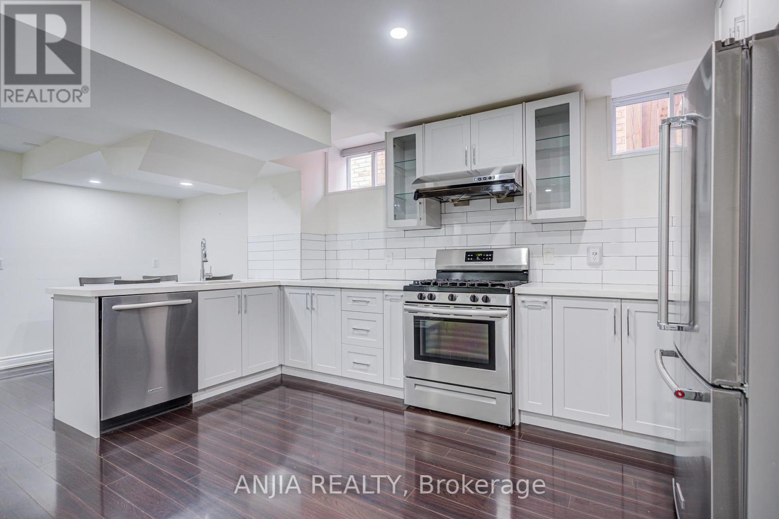 15 Ross Shiner Lane, Whitchurch-Stouffville, Ontario  L4A 0V5 - Photo 44 - N12579600