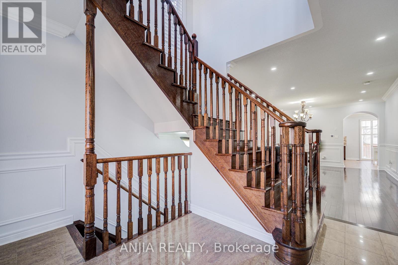 15 Ross Shiner Lane, Whitchurch-Stouffville, Ontario  L4A 0V5 - Photo 7 - N12579600