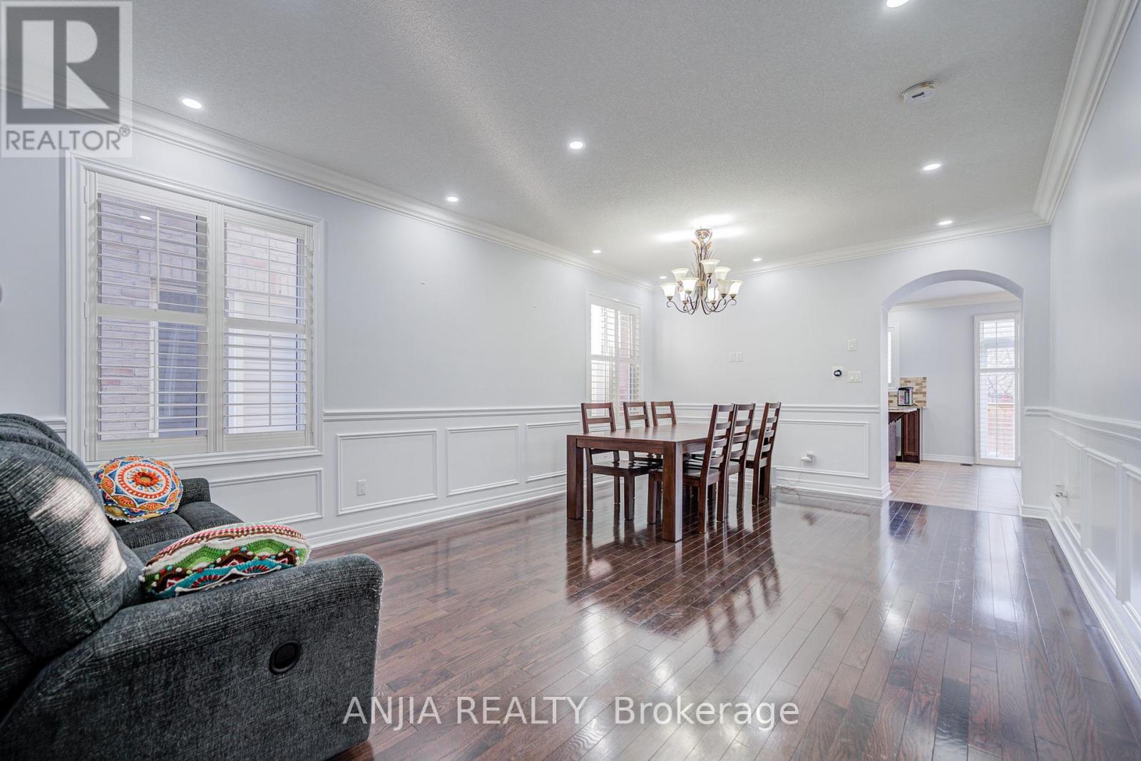 15 Ross Shiner Lane, Whitchurch-Stouffville, Ontario  L4A 0V5 - Photo 9 - N12579600