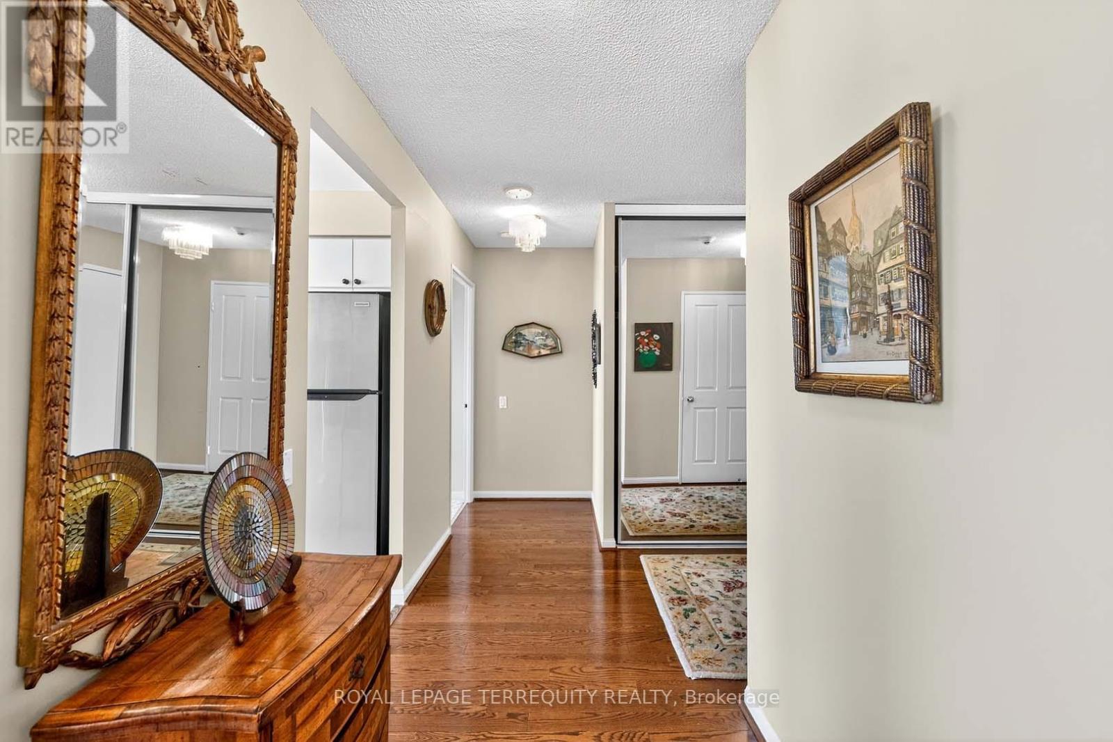 1402 - 110 Promenade Circle, Vaughan, Ontario  L4J 7W8 - Photo 24 - N12579624