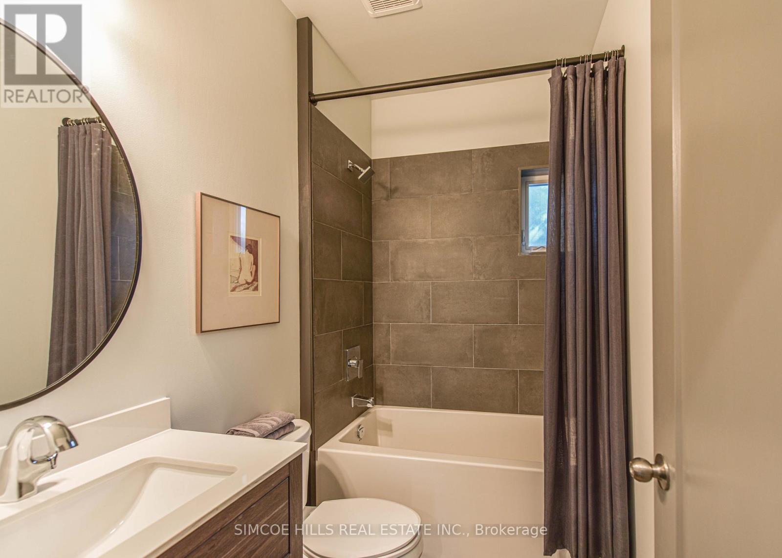 101 Jarvis Street, Orillia, Ontario  L3V 2A4 - Photo 14 - S12579604