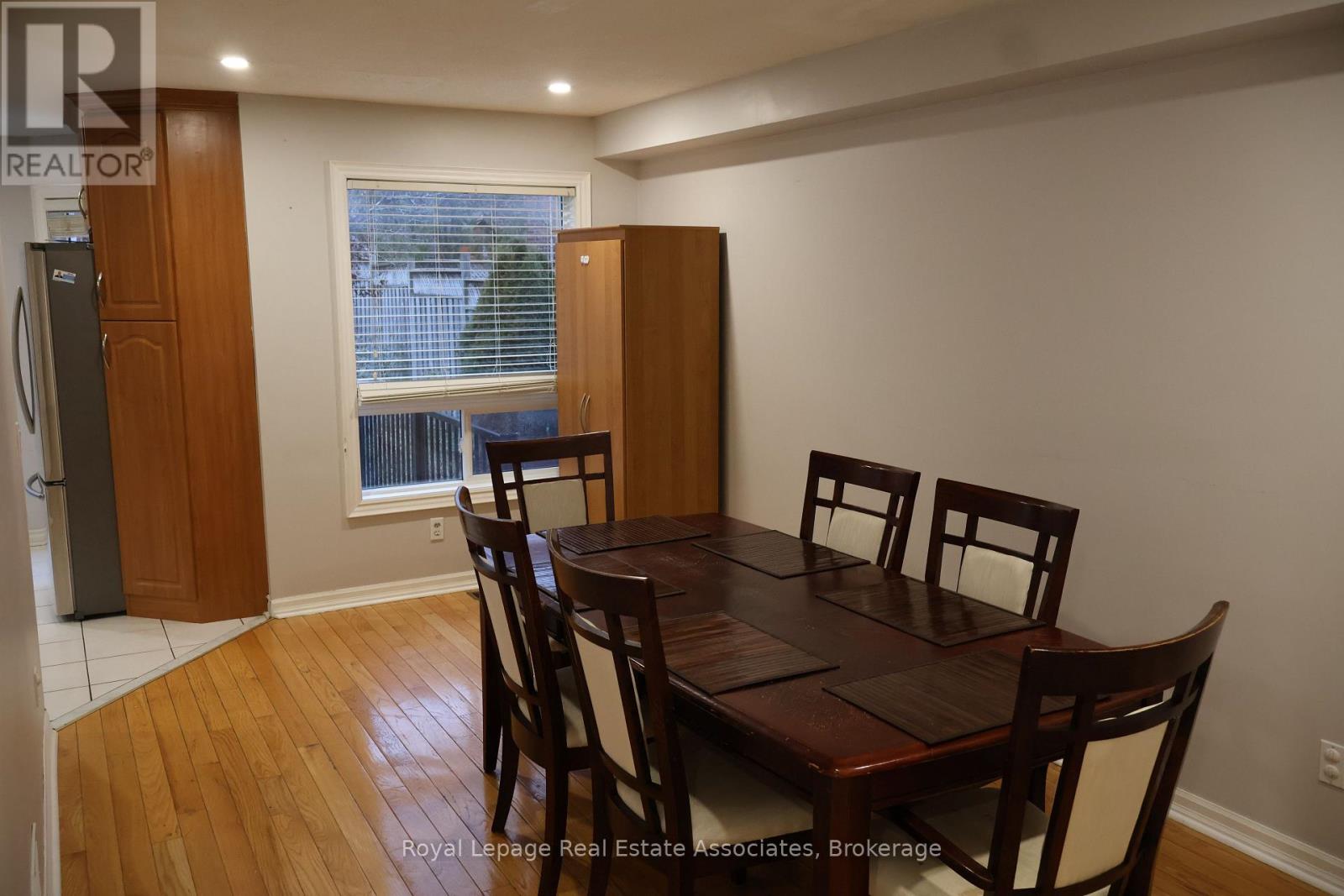 12 Wessenger Drive, Barrie (Holly), Ontario  L4N 8R8 - Photo 5 - S12579668