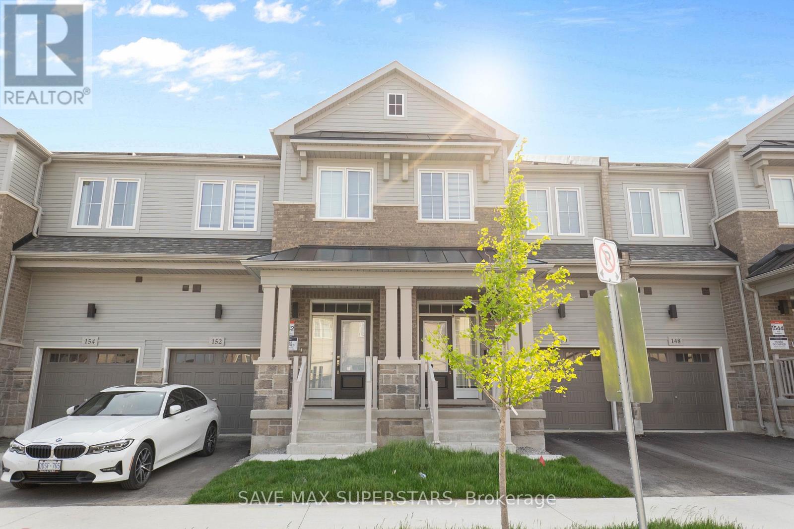 152 Greer Street, Barrie, Ontario  L9J 0R5 - Photo 2 - S12579692