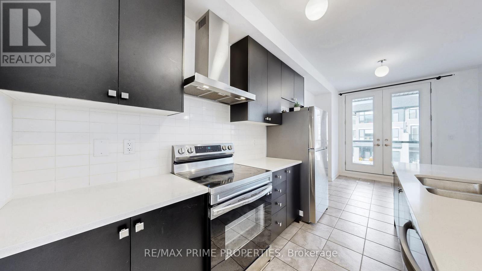 113 Blue Forest Crescent, Barrie (Innis-Shore), Ontario  L9J 0N7 - Photo 12 - S12579694